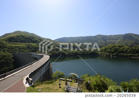 Wakai dam and Long princess lake 2 20265039