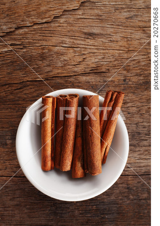 cinnamon 20270668
