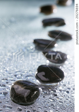 Stones in row 20276694