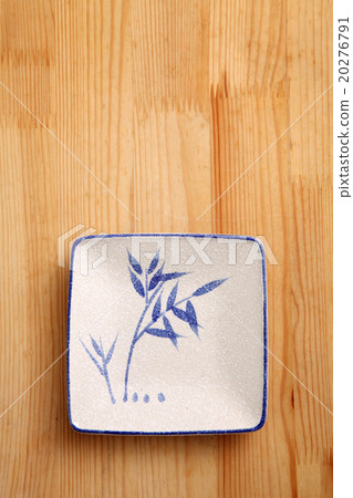 plate or saucer plate or saucer 20276791