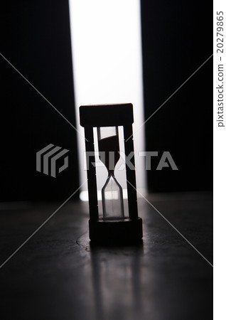 Hourglass Hourglass 20279865
