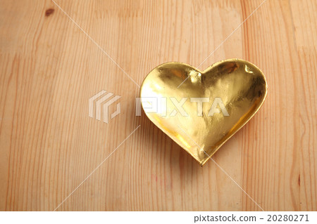 heart shaped container 20280271