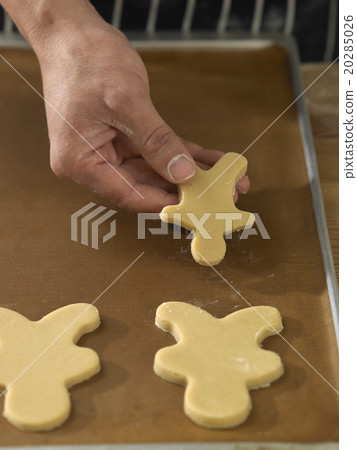 Plain gingerbread man Plain gingerbread man 20285026