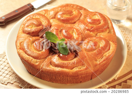 Brioche cake Brioche cake 20286985