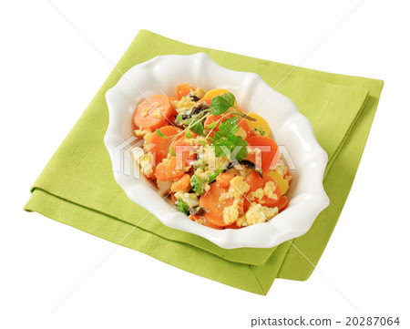Mixed vegetables and scrambled egg Mixed vegetables and scrambled egg 20287064