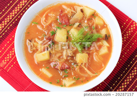 Cabbage soup 20287157