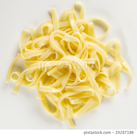 Ribbon pasta 20287186