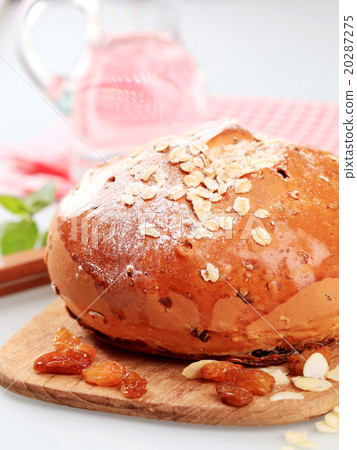 Sweet bread Sweet bread 20287275