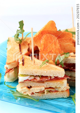 Club sandwiches and crisps 20287655
