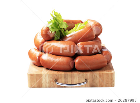 Pile of sausages 20287993