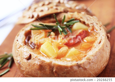 Cabbage soup 20288255