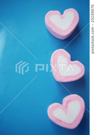 Heart of pink marshmallows Heart of pink marshmallows 20289876