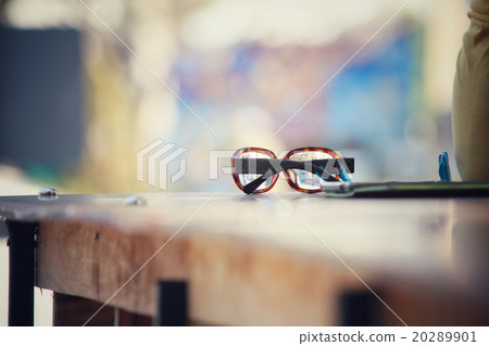 glasses 20289901