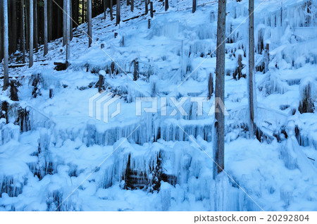 Snow and icicle objects Snow and icicle objects 20292804