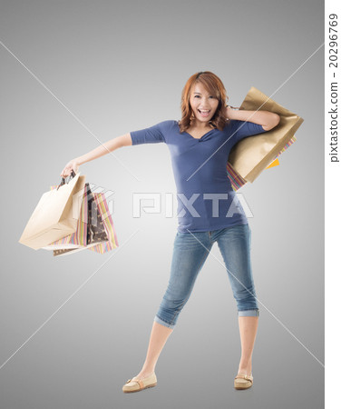 shopping woman 20296769