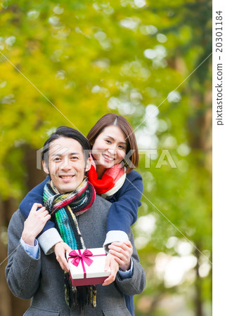 Married couple lifestyle present Married couple lifestyle present 20301184