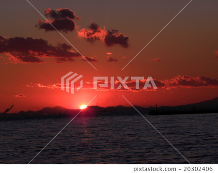 Sunset over the inage coast Sunset over the inage coast 20302406