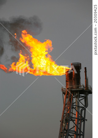 Offshore construction platform for production oil  20309425