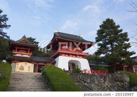 Aqua gates of Akama Shrine Aqua gates of Akama Shrine 20310997
