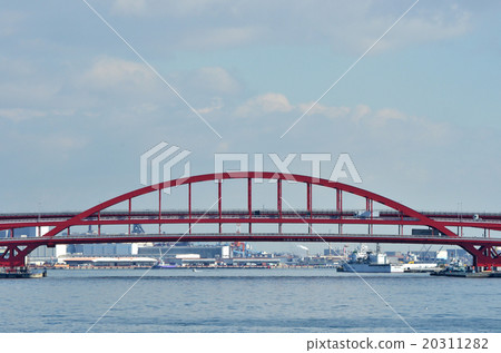 Kobe Bridge 20311282