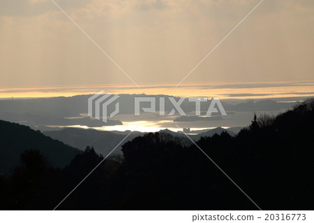 閃亮的大海 20316773