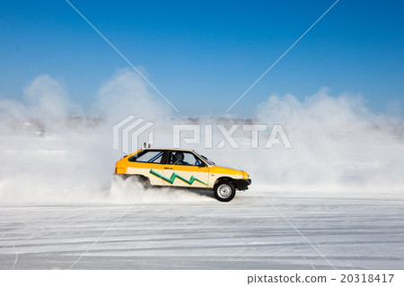 Auto ice racing Auto ice racing 20318417