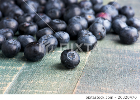 Blueberries on Wood Table 20320470