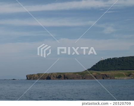 從北海道知床半島觀看的白色燈塔 20320709