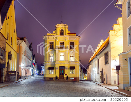 Tallinn. The streets at night. 20320905