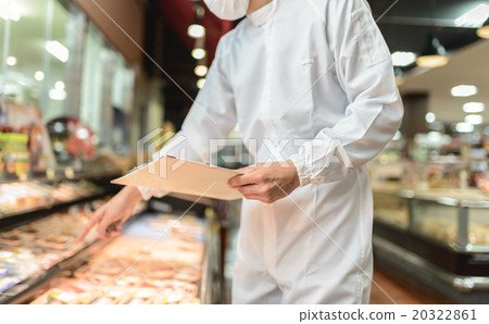 Clerk image 20322861