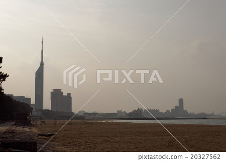 Kasumi Fukuoka Tower at PM 2.5 and Harasaka Kasumi Fukuoka Tower at PM 2.5 and Harasaka 20327562