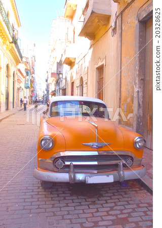 Cuba Havana city and classic car Cuba Havana city and classic car 20328625