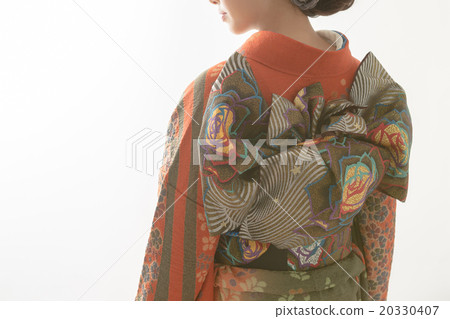 和服 樂隊 人 20330407