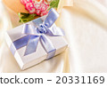 Gifts and bouquets 20331169