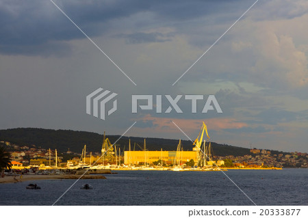 View of the old town of Trogir, Croatia. 20333877