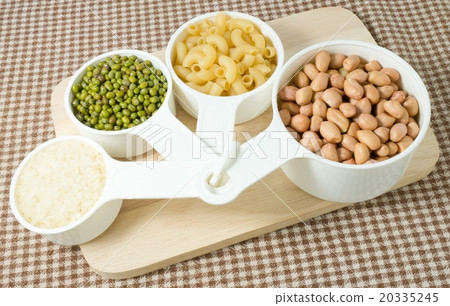 Pasta, Rice, Peanuts and Mung Beans Pasta, Rice, Peanuts and Mung Beans 20335245