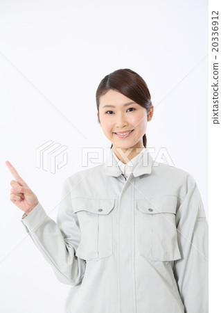 Architect image 20336912