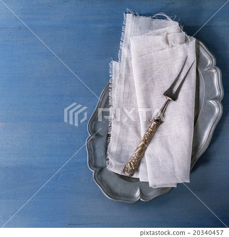 Plate with meat fork Plate with meat fork 20340457