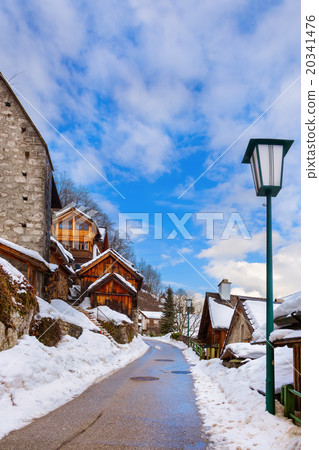 Village Hallstatt on the lake - Salzburg Austria 20341476