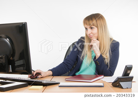 Haughty a specialist office working on the computer Haughty a specialist office working on the computer 20343319