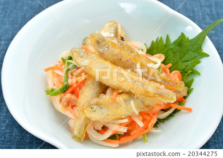 在Nambucana的醃製wakabashi。 在Nambucana的醃製wakabashi。 20344275