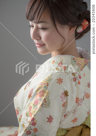 和服 人 人物 20345606