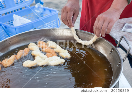 How to make deep fried dougstick How to make deep fried dougstick 20350859