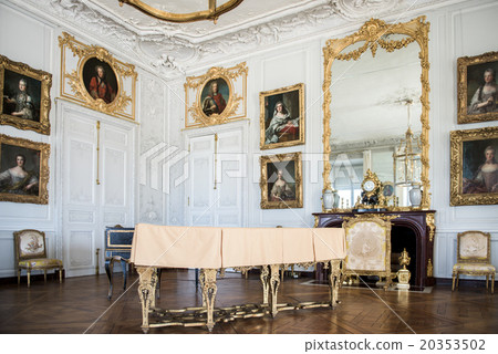 Palace of Versailles  20353502