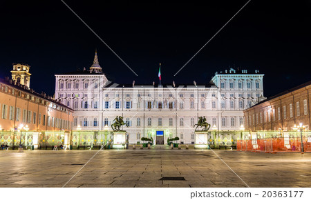 Royal Palace of Turin at night - Italy 20363177