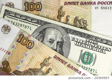 Image of Russian and American banknotes 20364907