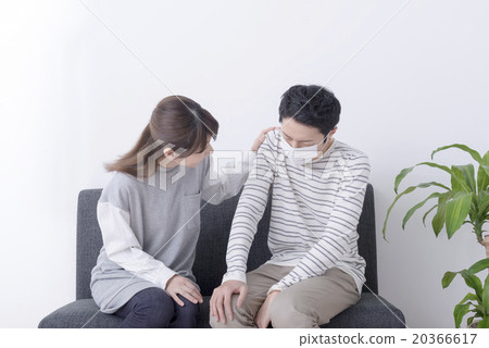 Men and women who care about physical condition 20366617