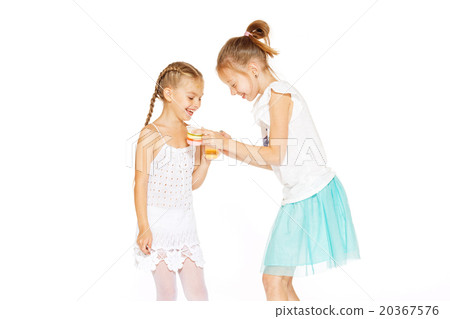 Little girls eating jello 20367576