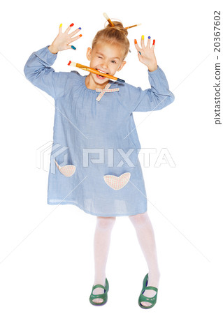 Young girl - painter 20367602