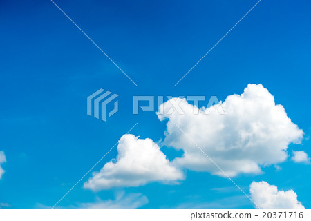 Sky full of clouds above Fuji mountain Sky full of clouds above Fuji mountain 20371716